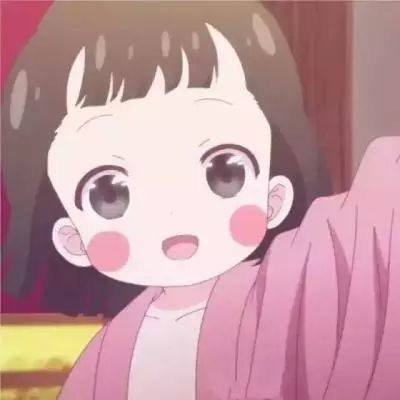 特朗普次子二儿媳紧随其后走下专机
